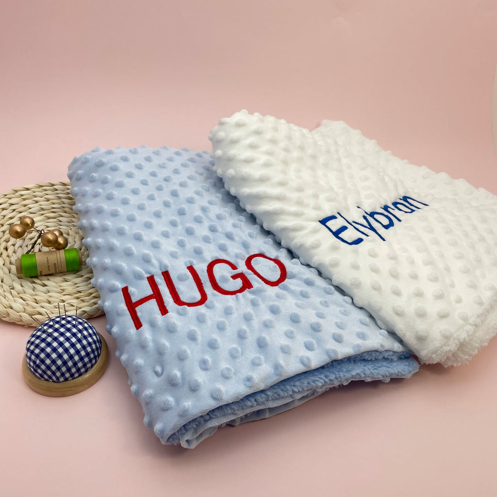 שמיכת תינוק עם שם בהתאמה אישית - Personalized Name Blanket